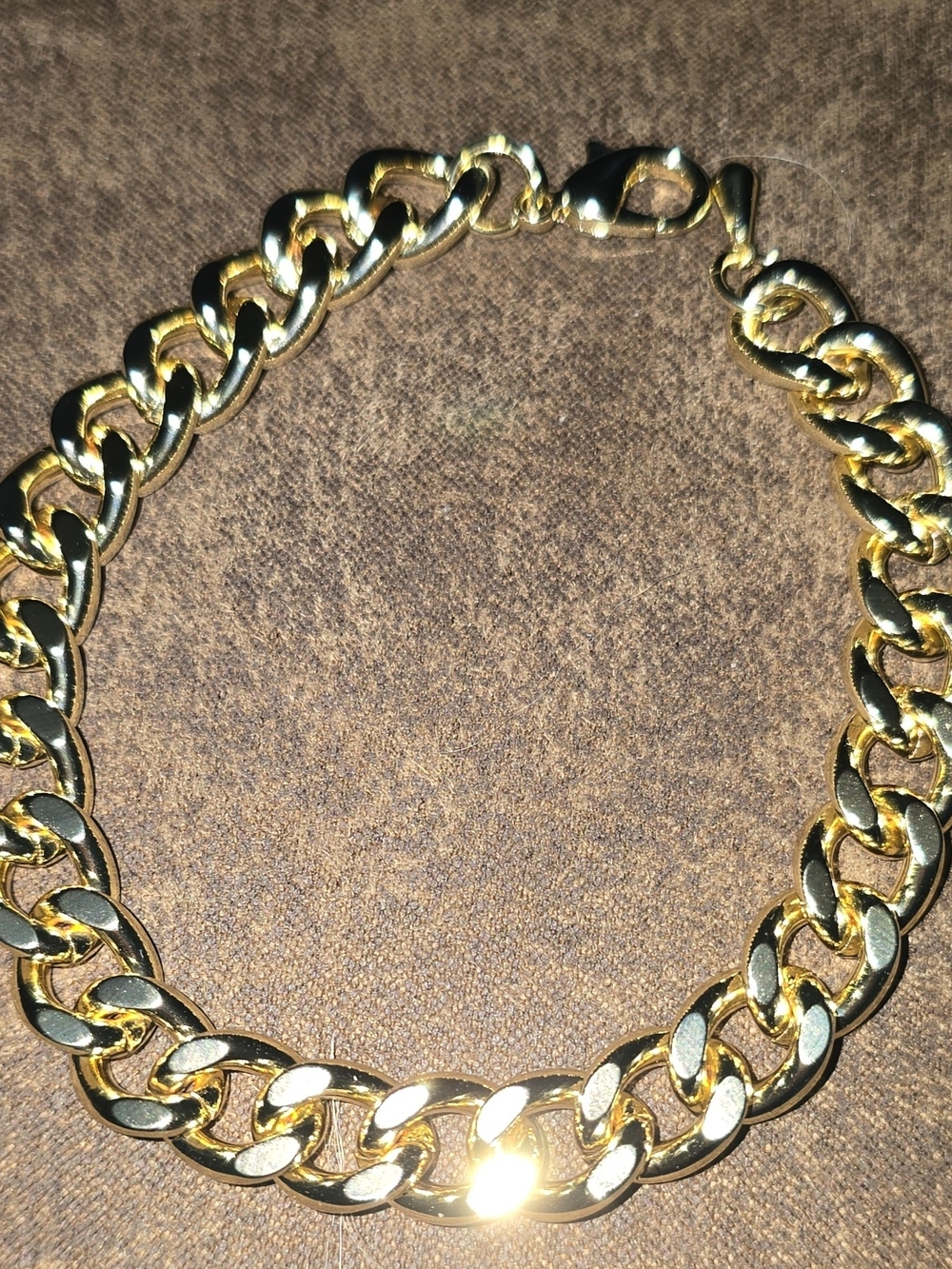 NWOT 18K Gold Filled Cuban Link Bracelet – 8" Curb Chain Lobster Clasp